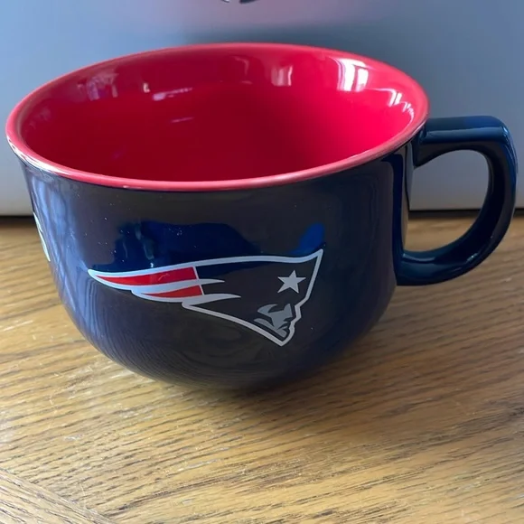 NFL New England Patriots Mug - Picture 1 of 5